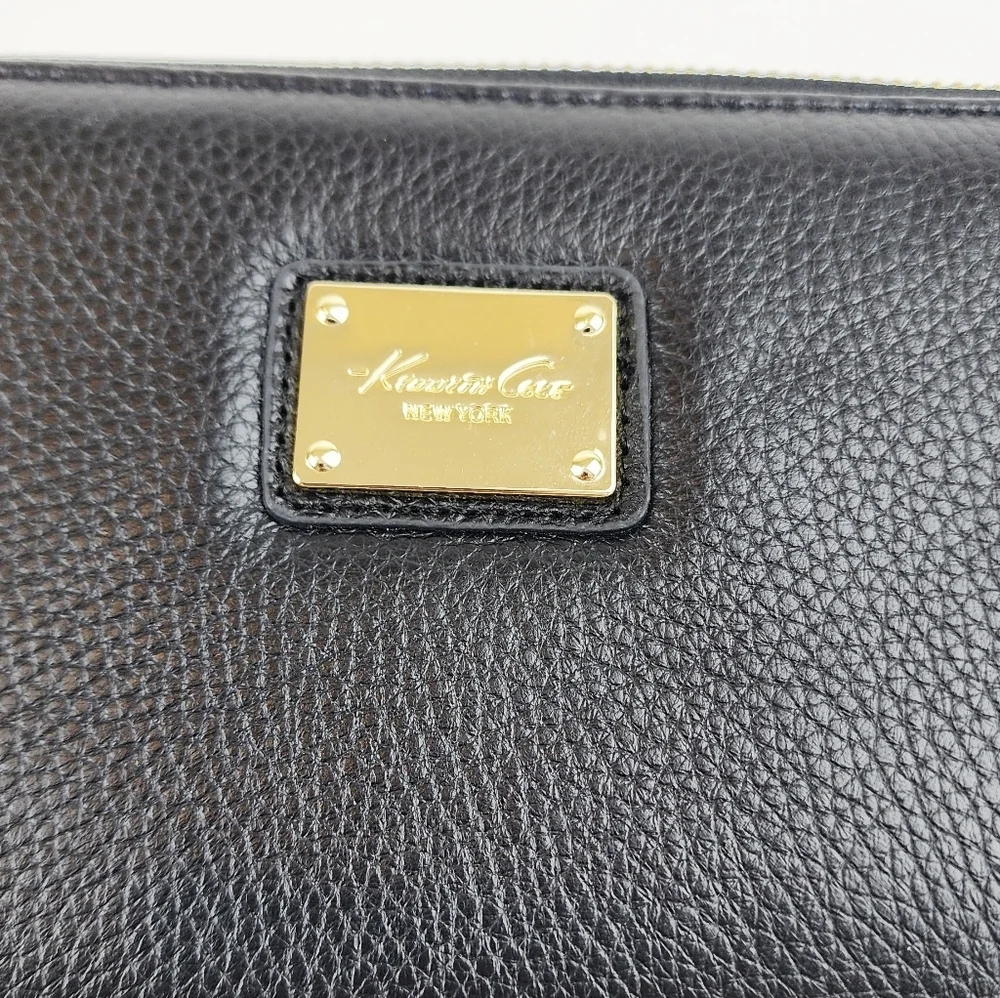 Kenneth Cole kenneth cole